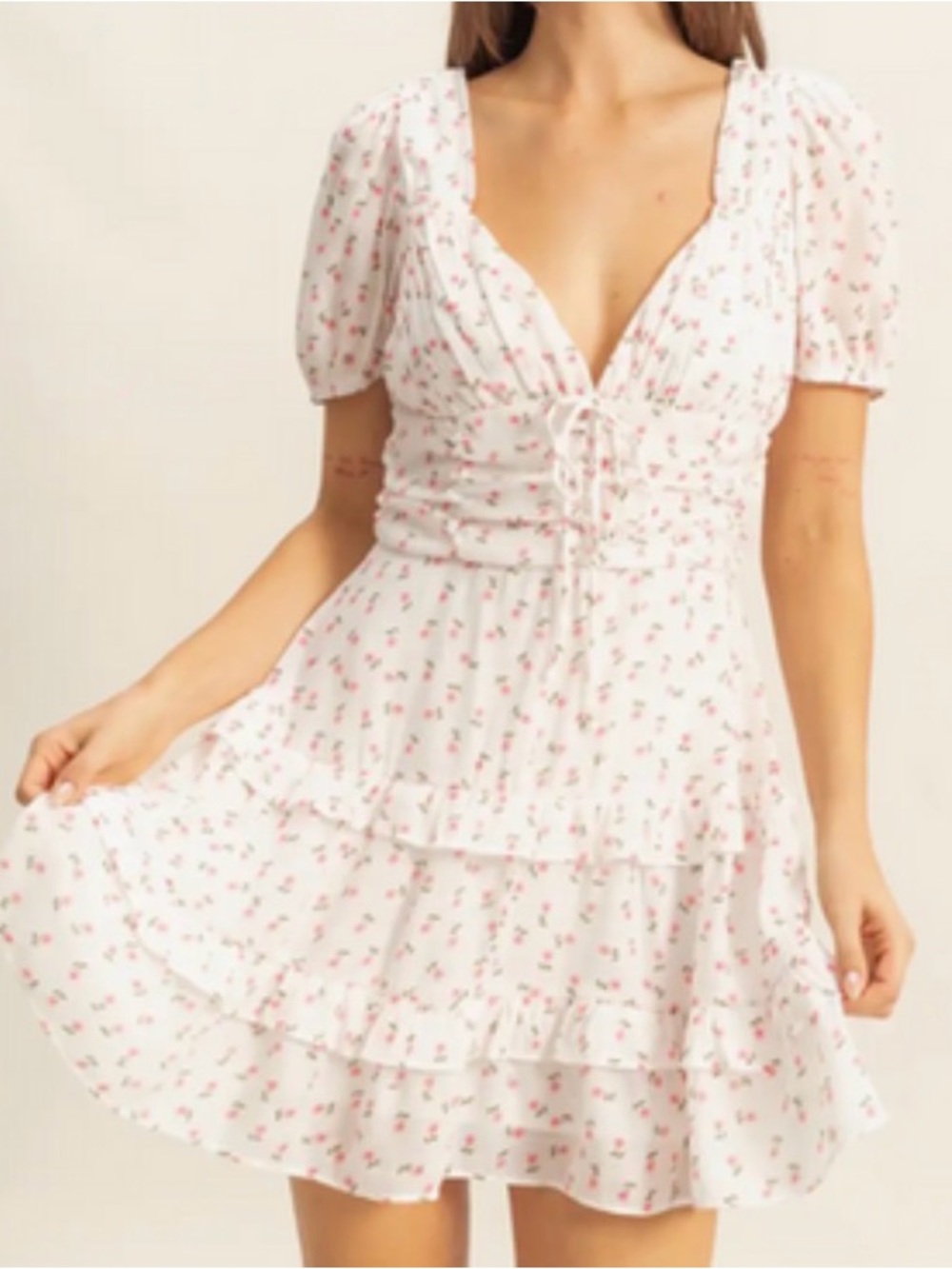 NWOT HYFVE Ditsy Floral Print Tiered Mini Dress White Sz S (No Size Tag)